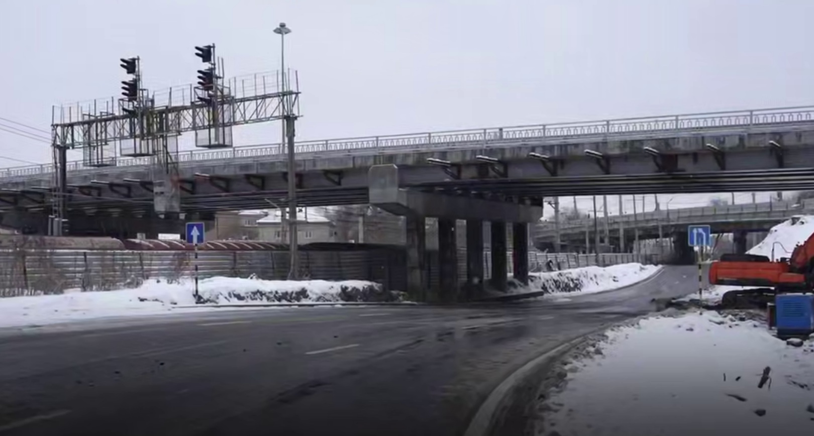 В Саратове запустили рабочее движение по путепроводу на Стрелке